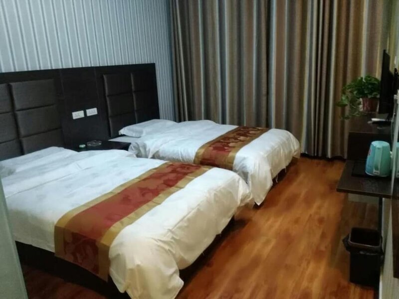 Гостиница Lele Business Hotel в Сиане