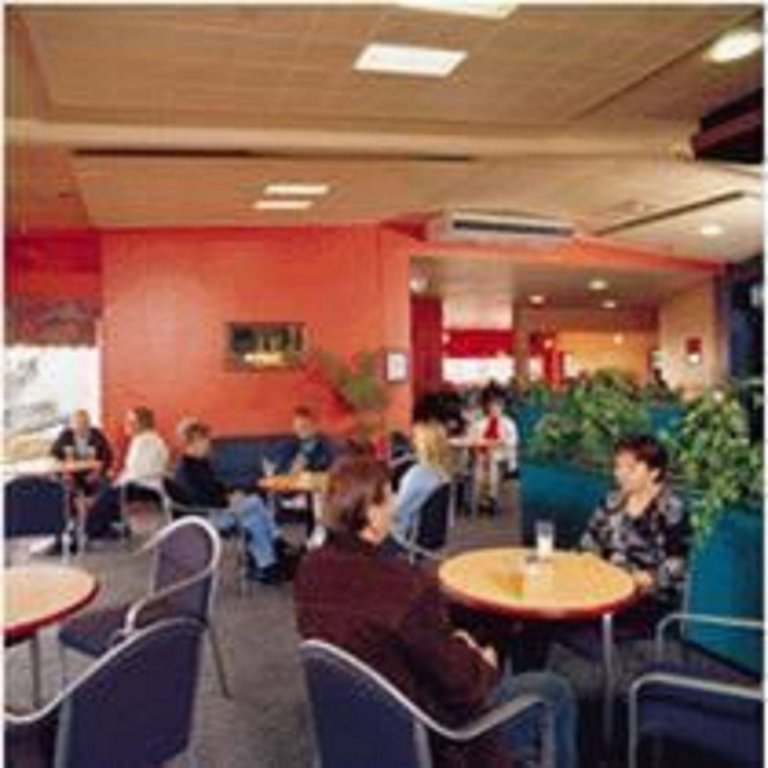 Фото Claremont Hotel Motel