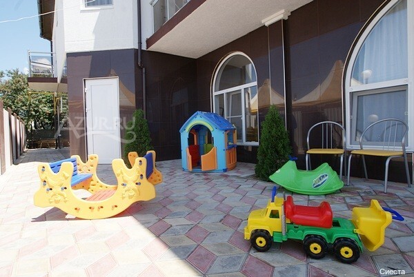 Фото отеля 2