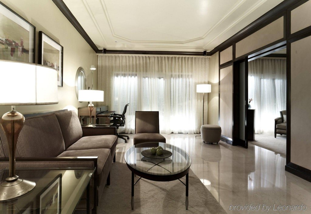 Фото Taj MG Road, Bengaluru