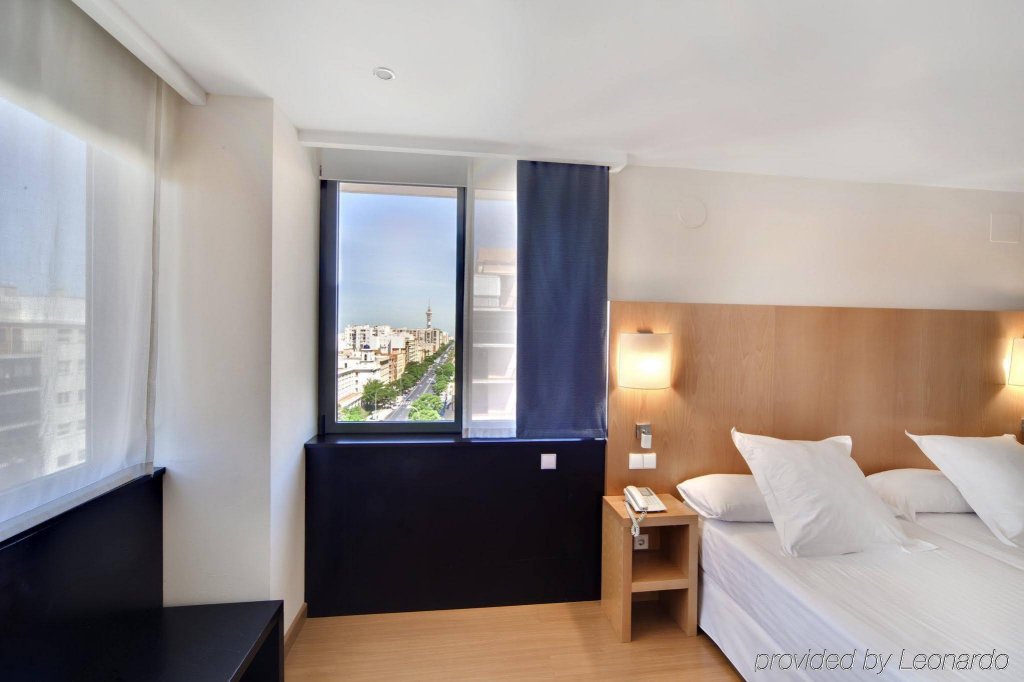 Фото Occidental Cádiz