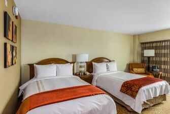 Фото Marriott Anchorage Downtown