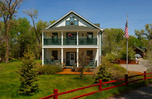 Гостиница The Historic Elk Mountain Hotel