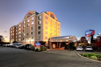Фото Fairfield Inn & Suites by Marriott Woodbridge