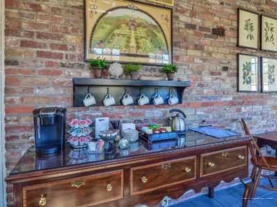 Фото Cedars of Williamsburg Bed & Breakfast