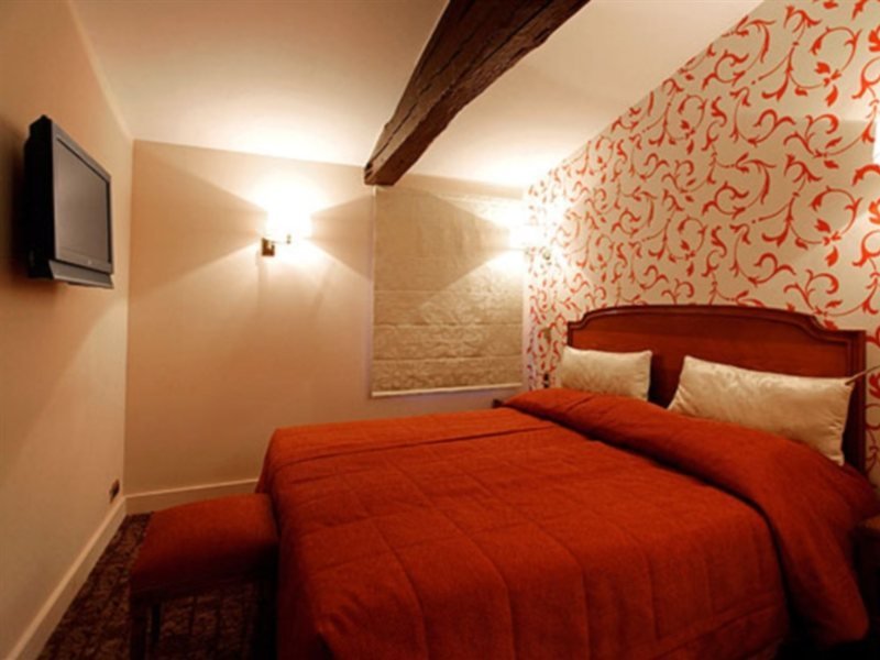 Фото Hôtel Queen Mary