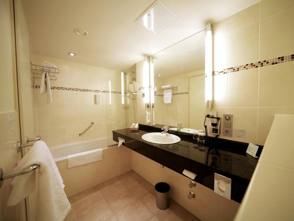 Фото Leonardo Royal Hotel Frankfurt