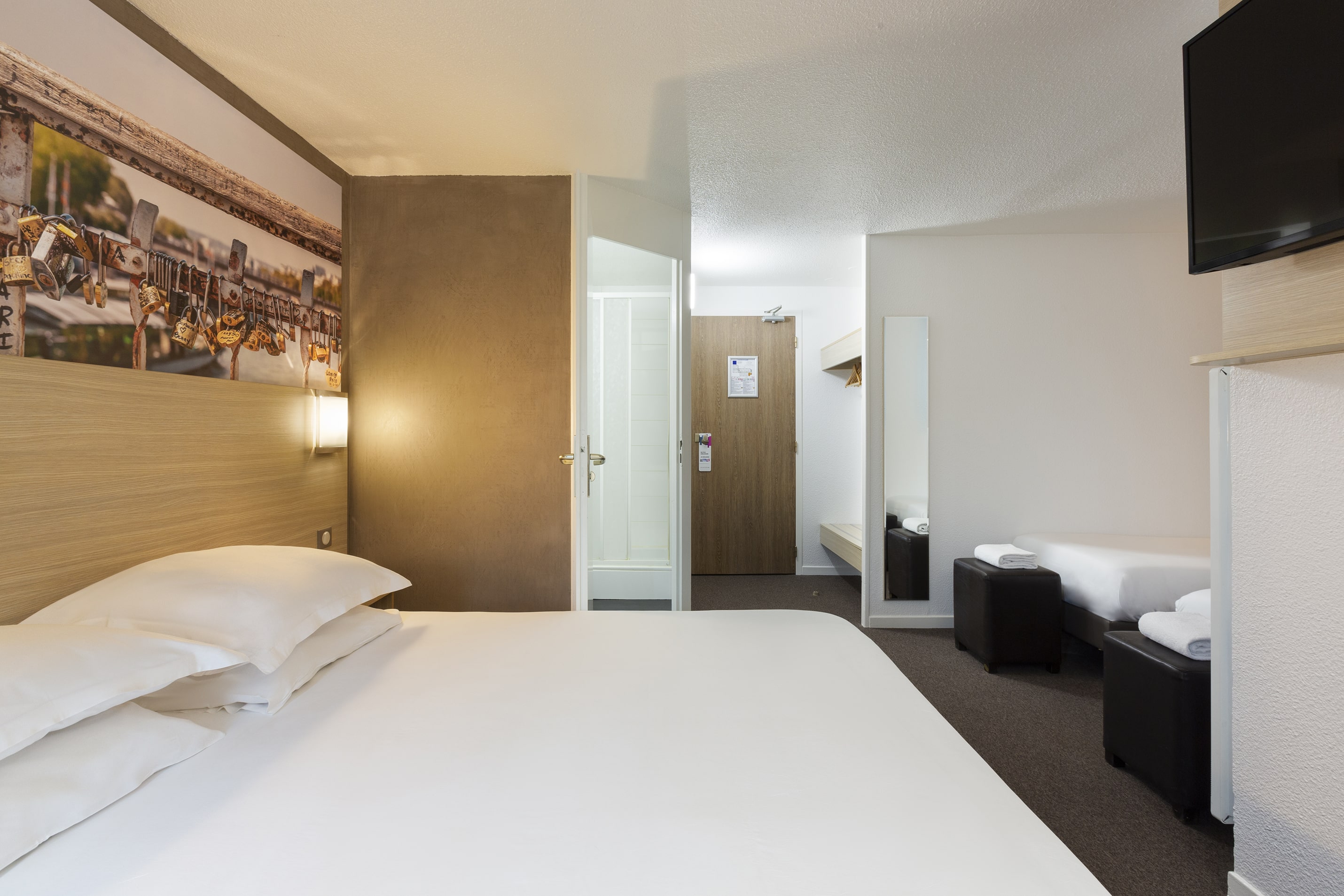 Фото B&b Hotel Marne-la-Vallée Chelles