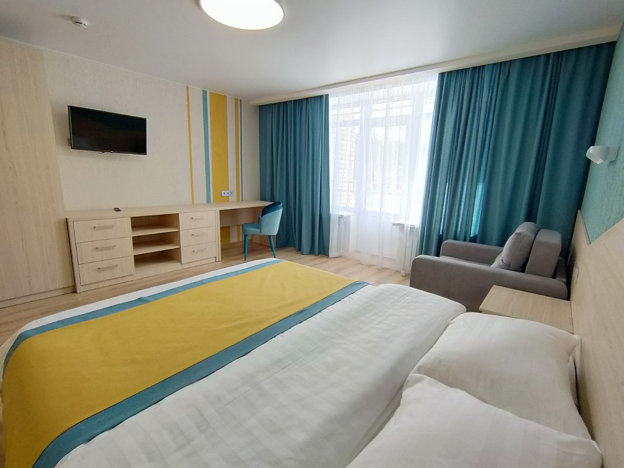 Фото Хрустальная, территория семейного отдыха