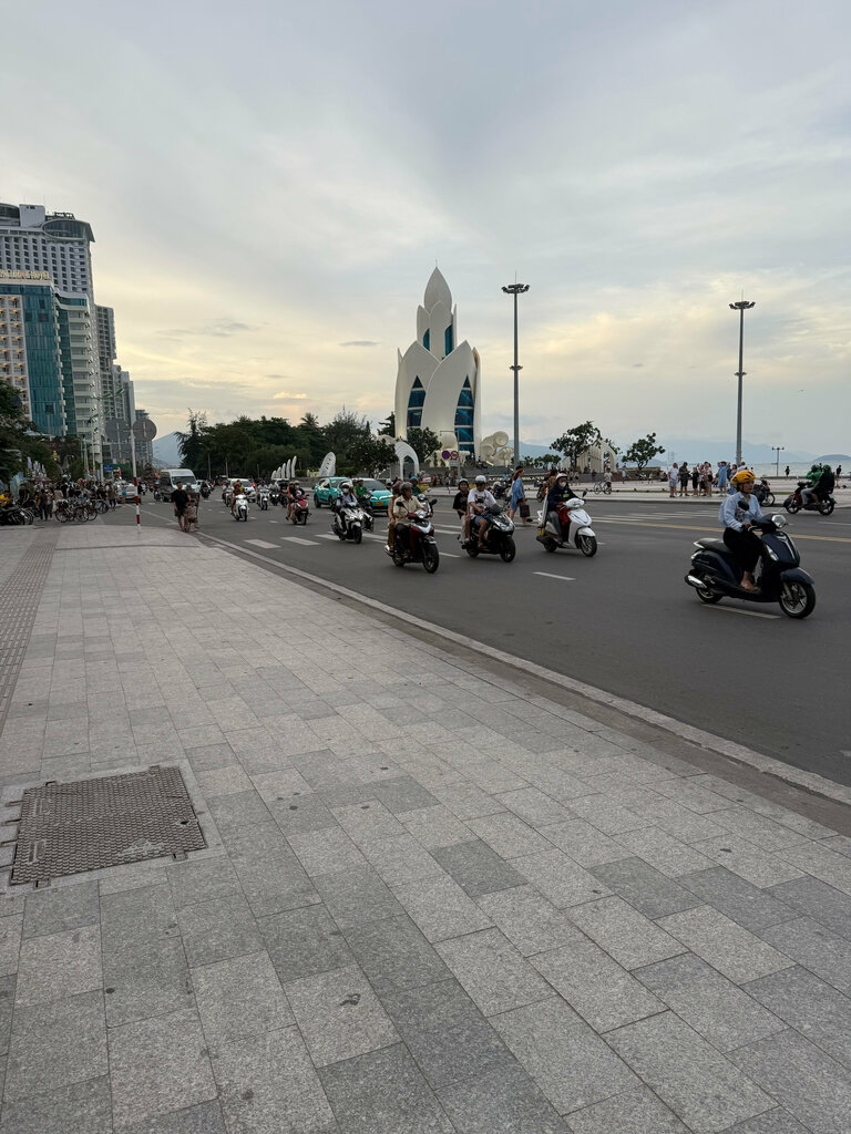 Cafe Nom Nom Nha Trang, Nha Trang, photo