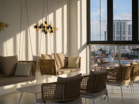 Фото The Granite Luxury Hotel