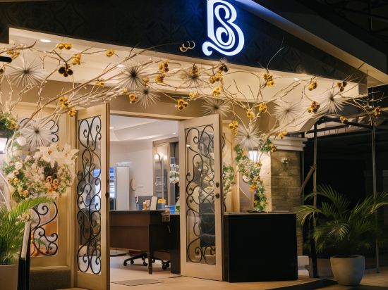 Фото Sta. Barbara Residence Hotel