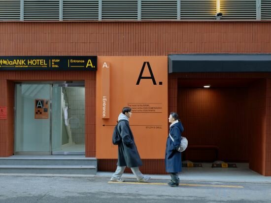 Фото Hotel Millhaus Shinchon