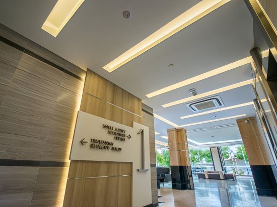 Фото Hotel Labuan Point