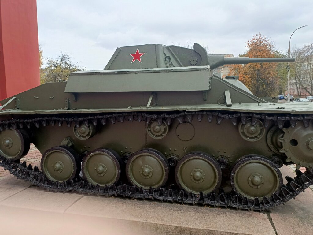 Monument to technology Танк Т-70, Orel, photo