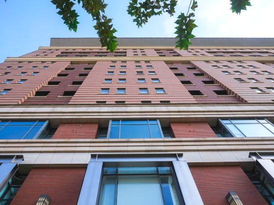 Фото Green Court Residence City Center Shanghai