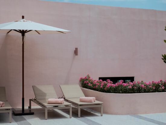 Фото Away Bangkok Sukhumvit