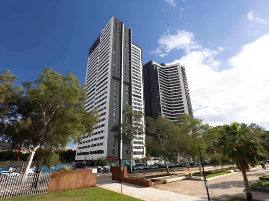 Фото Hampton by Hilton Malaga Martiricos