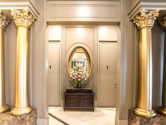 Фото The Berkeley Hotel Pratunam