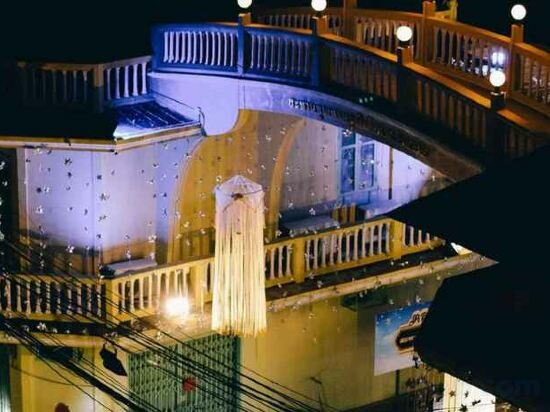 Hotel The Harbour Front Hotel, Surat Thani, photo