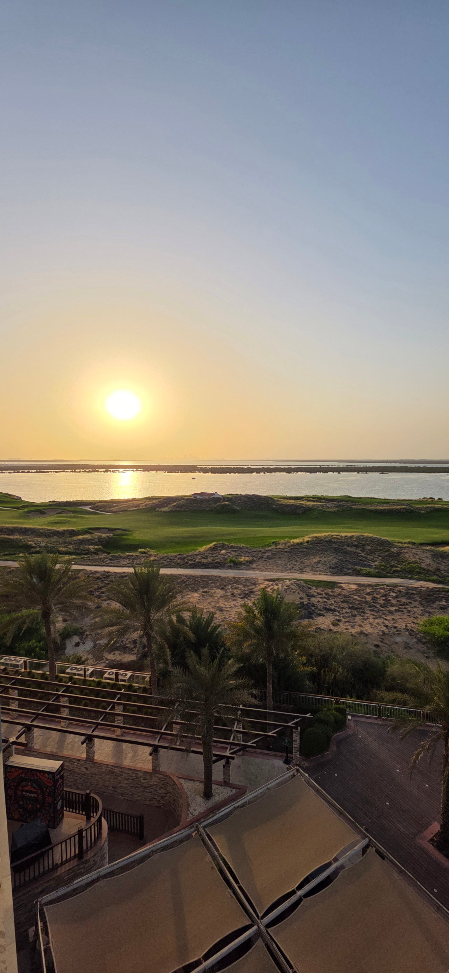 Фото Park Inn by Radisson Abu Dhabi Yas Island