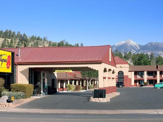 Фото Super 8 by Wyndham Conference Center NAU/Downtown