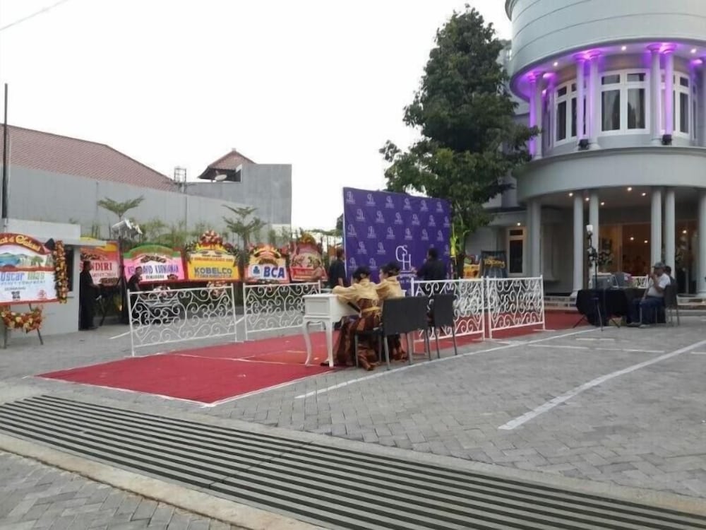 Фото Sisingamangaraja Guest House Semarang