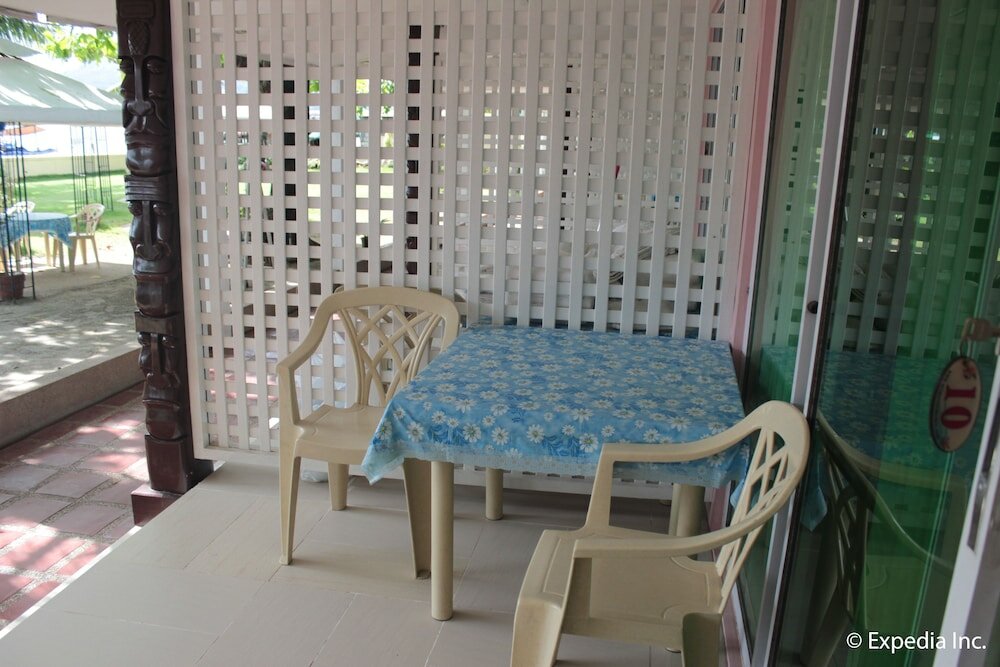 Фото Wild Orchid Beach Resort