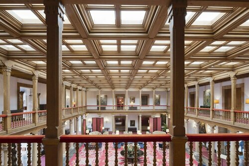 Внешний вид отеля Eurostars Hotel De La Reconquista в Овьедо, фото 5