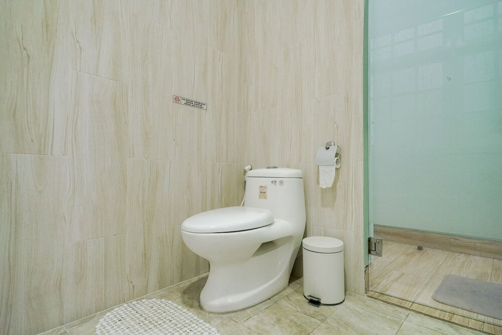 Фото RedDoorz Premium near Rs Pondok Indah