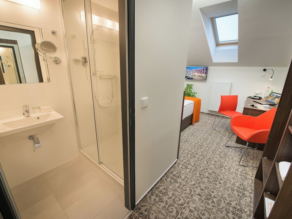 Фото Ea Business Hotel Jihlava