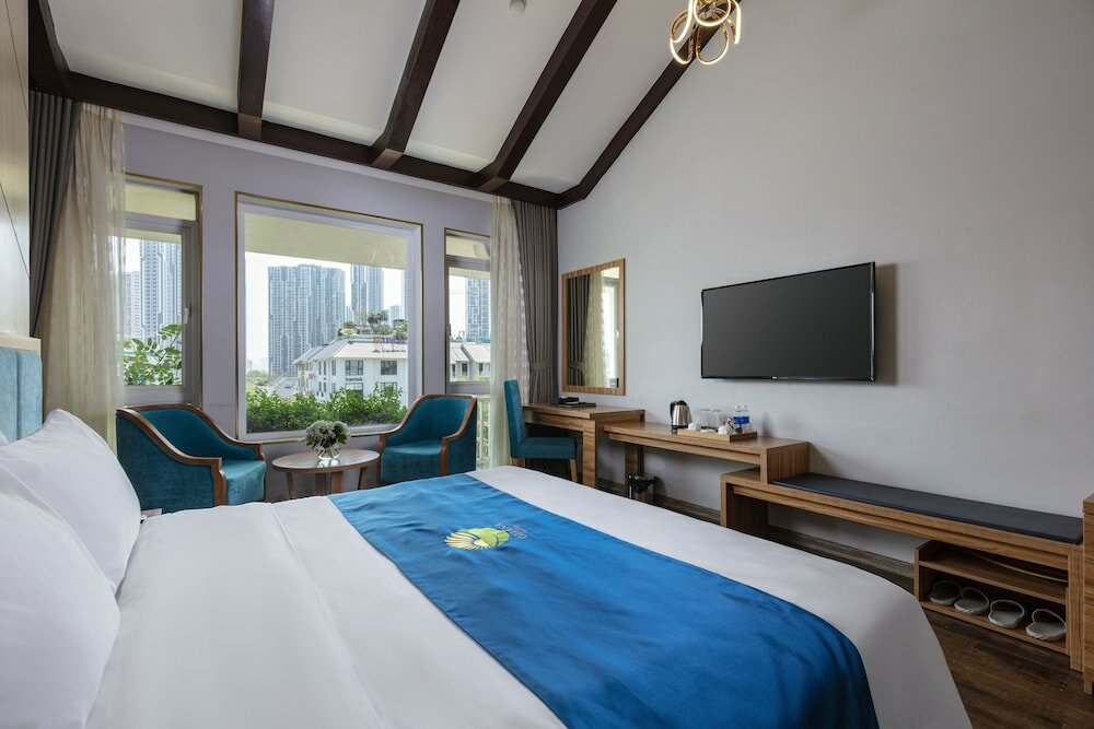 Фото Oriana Hotel