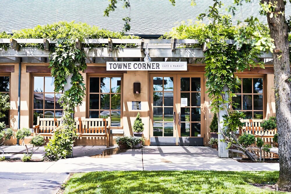 Фото Wine & Roses Hotel Restaurant SPA