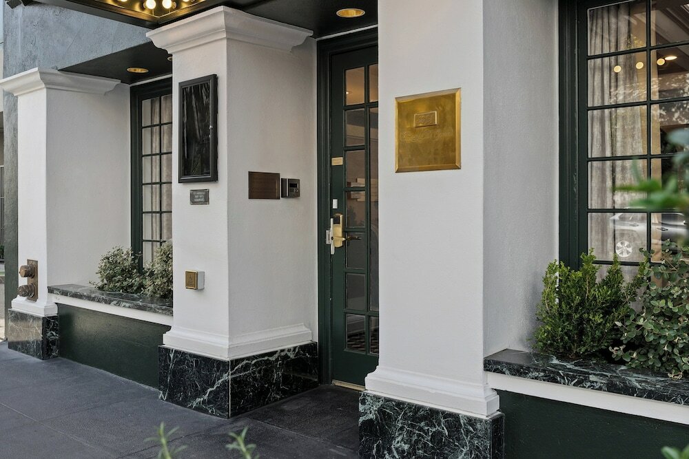 Фото Inn At The Opera