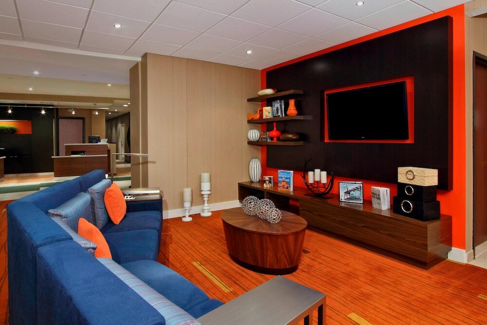 Фото Courtyard by Marriott Lyndhurst Meadowlands