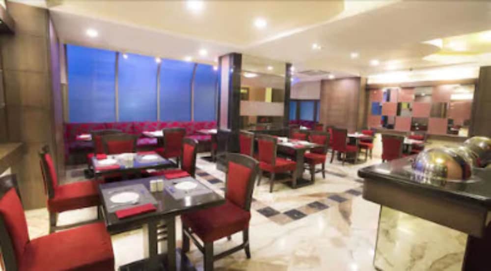 Фото Hotel Airport International