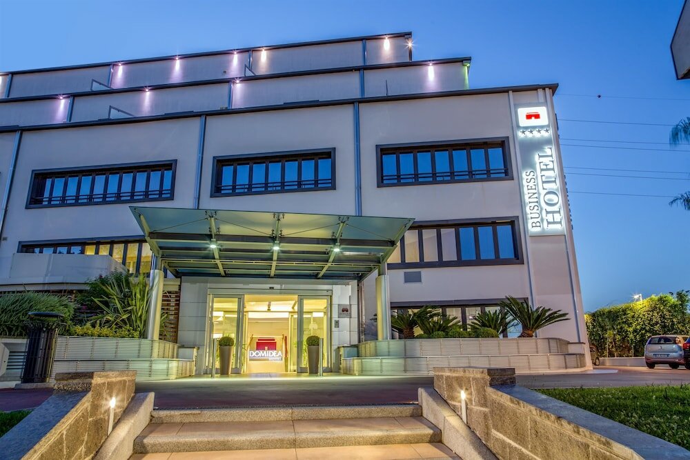 Фото Hotel Domidea