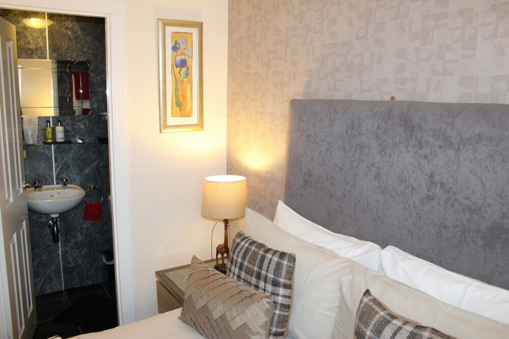 Фото Pitfaranne Guest House