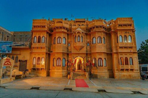 Внешний вид отеля Hotel Lal Garh Fort And Palace в Джайсалмере, фото 1