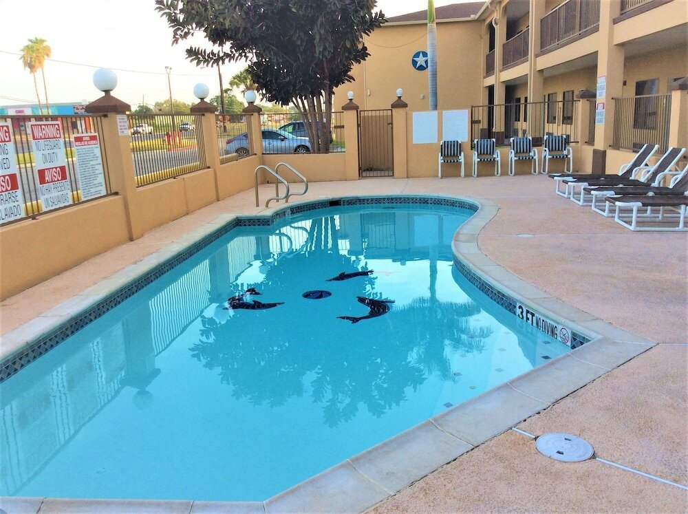 Фото Texas Inn Weslaco