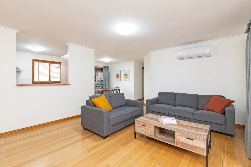 Фото Adelaide Caravan Park