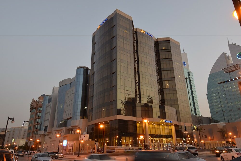 Фото Novotel Suites Riyadh Centre