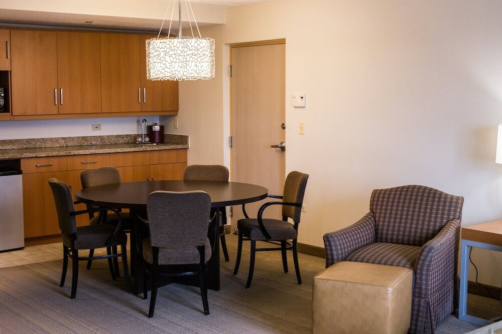 Фото Holiday Inn Hotel & Suites Bolingbrook, an Ihg Hotel