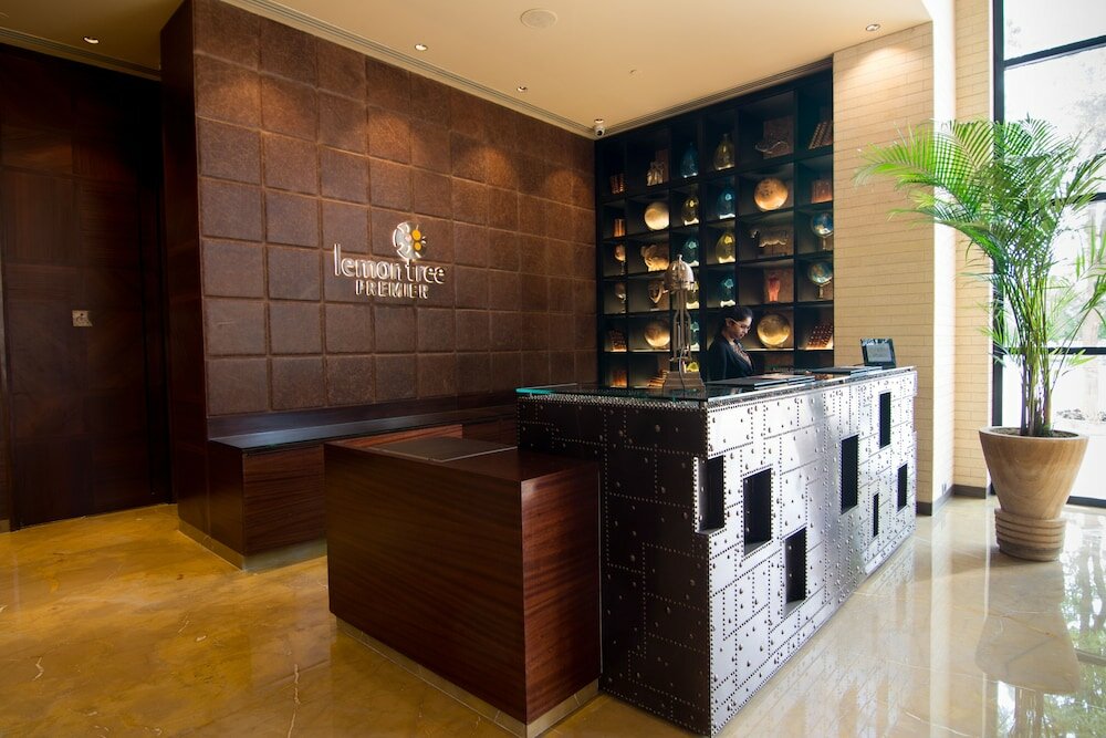 Фото Lemon Tree Premier City Center Gurugram