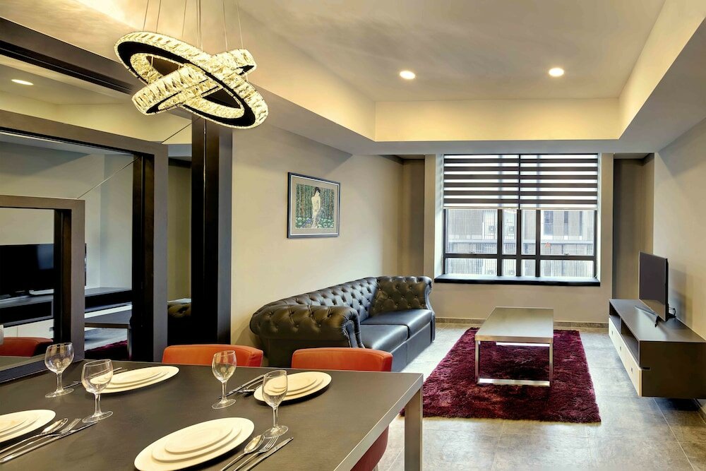 Фото Orchard Grand Court