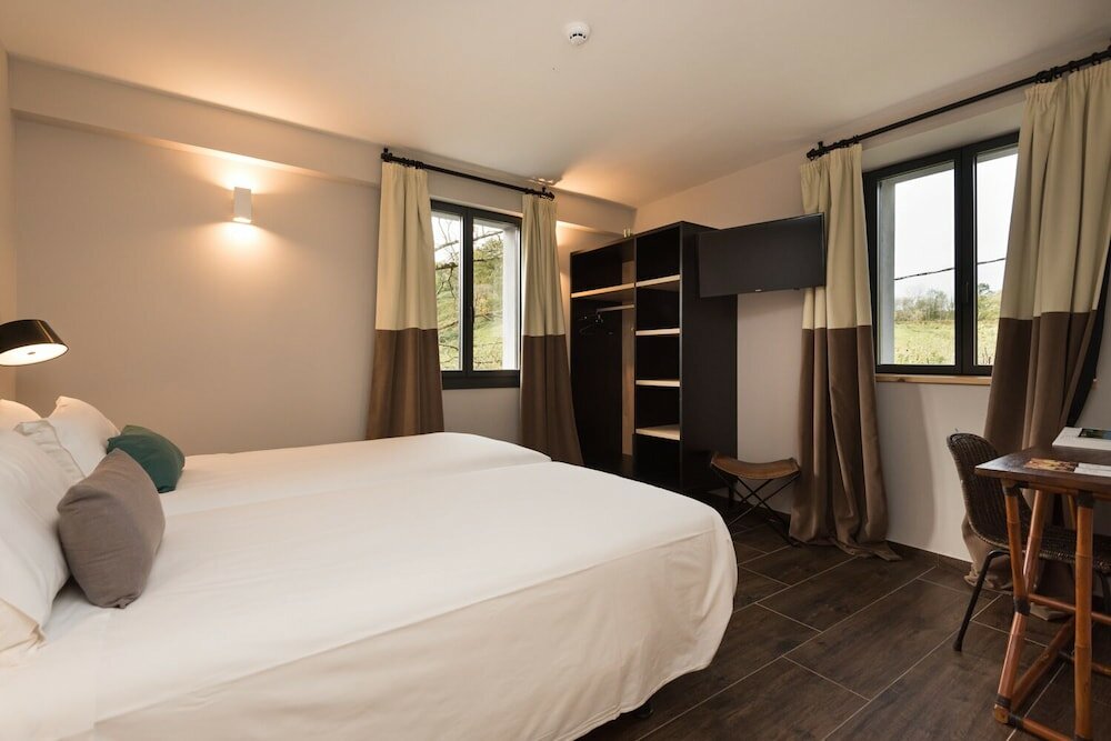 Фото Hotel Sagarlore