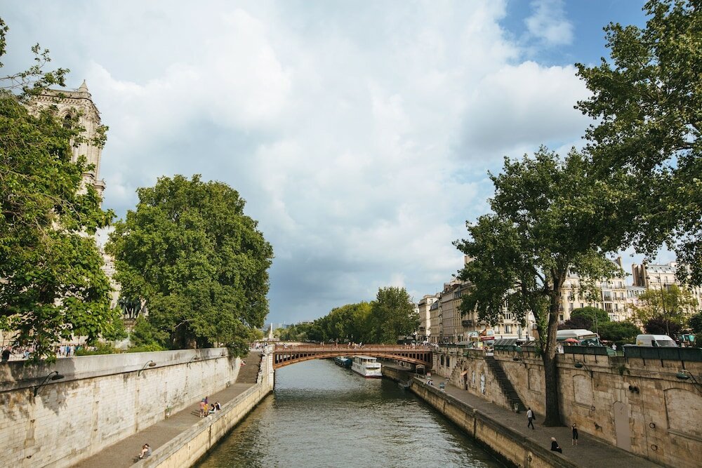 Фото Dauphine Saint Germain