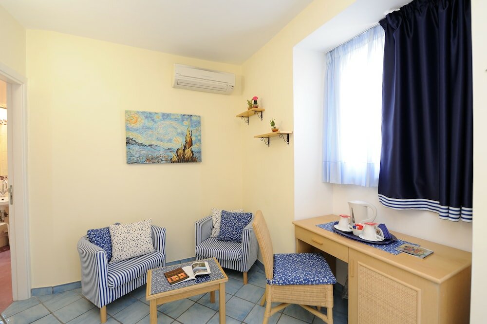 Фото Sharon House