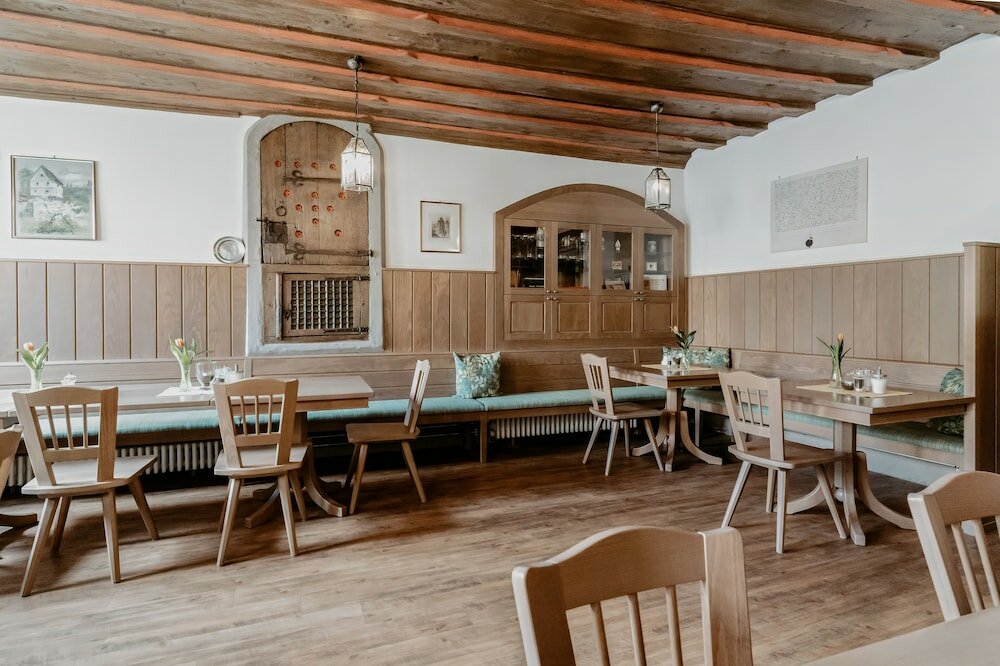 Фото Hotel-Gasthof Goldener Greifen