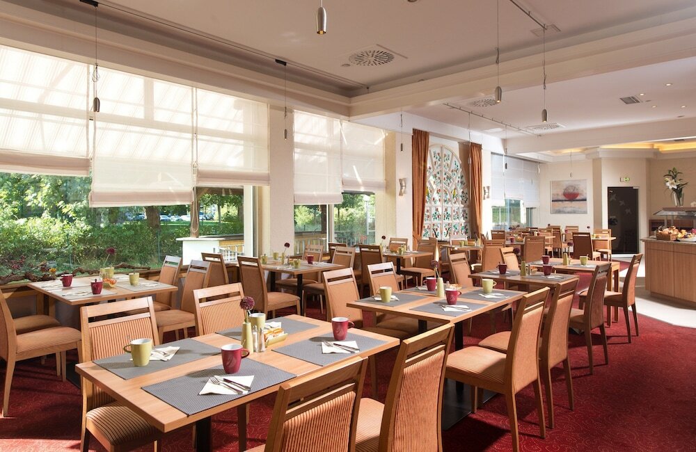 Фото Leonardo Hotel Karlsruhe